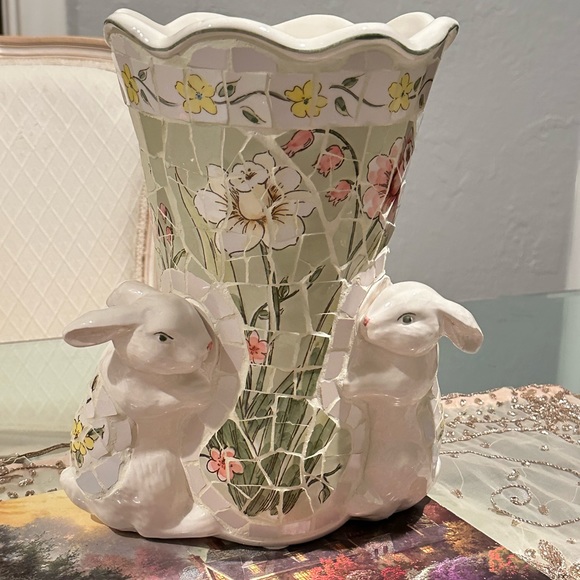 Vintage broken china mosaics Rabbits Floral vase - Picture 15 of 15